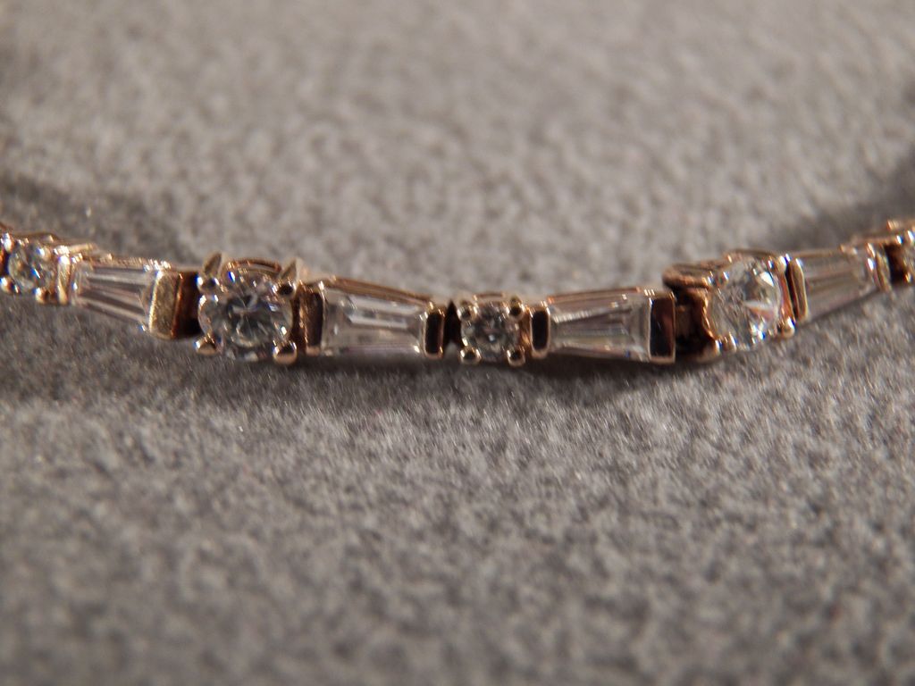 vintage Sterling Silver Round Baguette White Cubic Zirconia Tennis Bracelet vintage Sterling Silver Round Baguette White Cubic Zirconia Tennis Bracelet