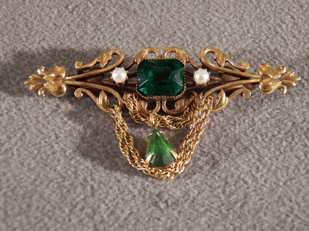 Vintage Rhinestone and Faux Pearl Bar Style Pin Brooch Vintage Rhinestone and Faux Pearl Bar Style Pin Brooch