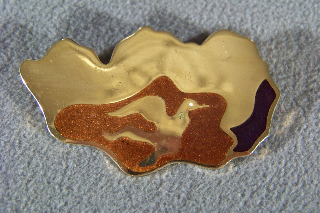 Vintage Yellow Gold Tone Cloud Bird Design Enameled Pin Brooch Vintage Yellow Gold Tone Cloud Bird Design Enameled Pin Brooch