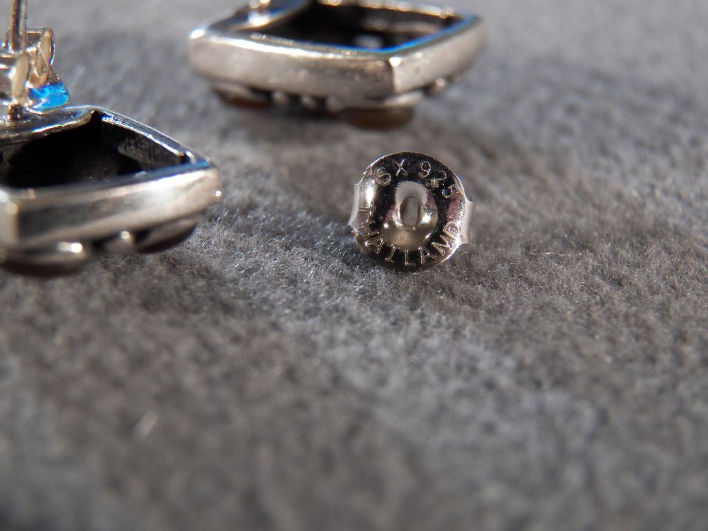 Vintage Sterling Silver & Genuine Mother of Pearl Ultra Couture Style Earrings, Such an Enchanting Design!~~ Vintage Sterling Silver & Genuine Mother of Pearl Ultra Couture Style Earrings, Such an Enchanting Design!~~