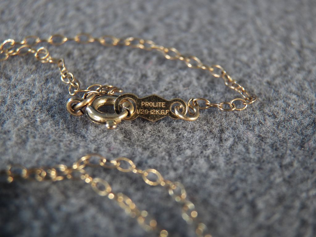 Vintage 12 K Yellow Gold Cultured Pearl Fancy Filigree Pendant Charm Necklace Chain Vintage 12 K Yellow Gold Cultured Pearl Fancy Filigree Pendant Charm Necklace Chain