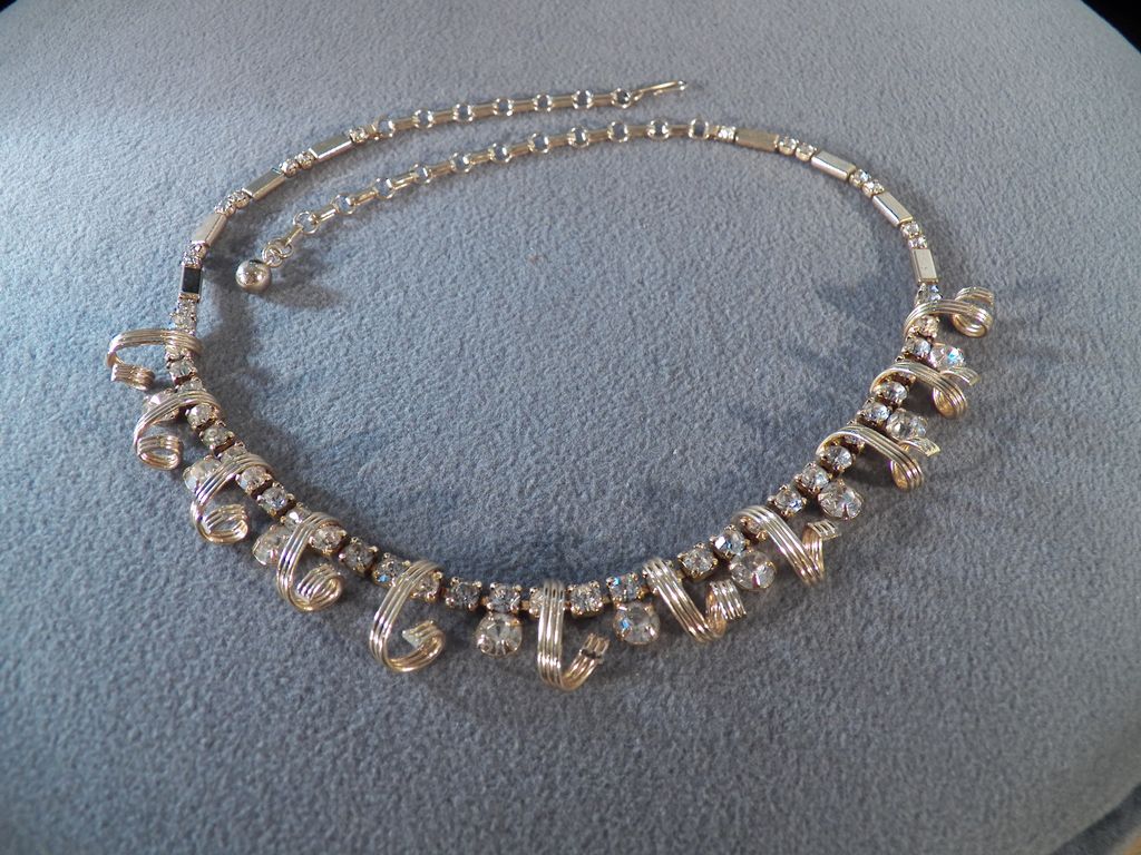 Vintage Goldtone Necklace with Spiral Beads and Round White Rhinestone Accents ** Vintage Goldtone Necklace with Spiral Beads and Round White Rhinestone Accents **