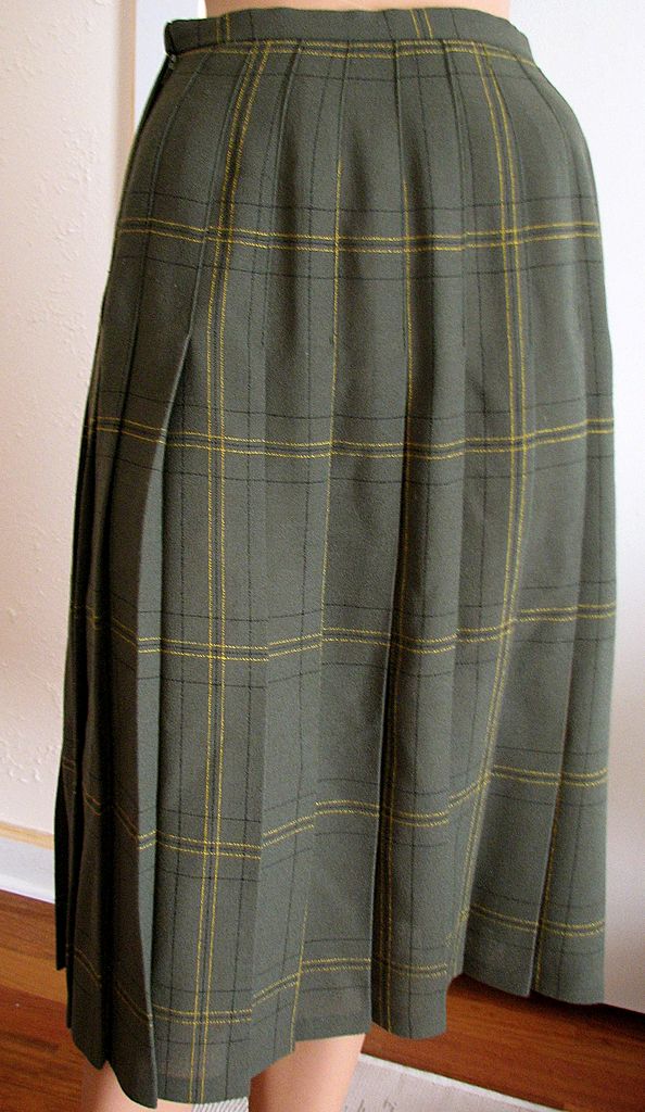 Skirt Plaid Norman Martin Green Vintage England Skirt Plaid Norman Martin Green Vintage England