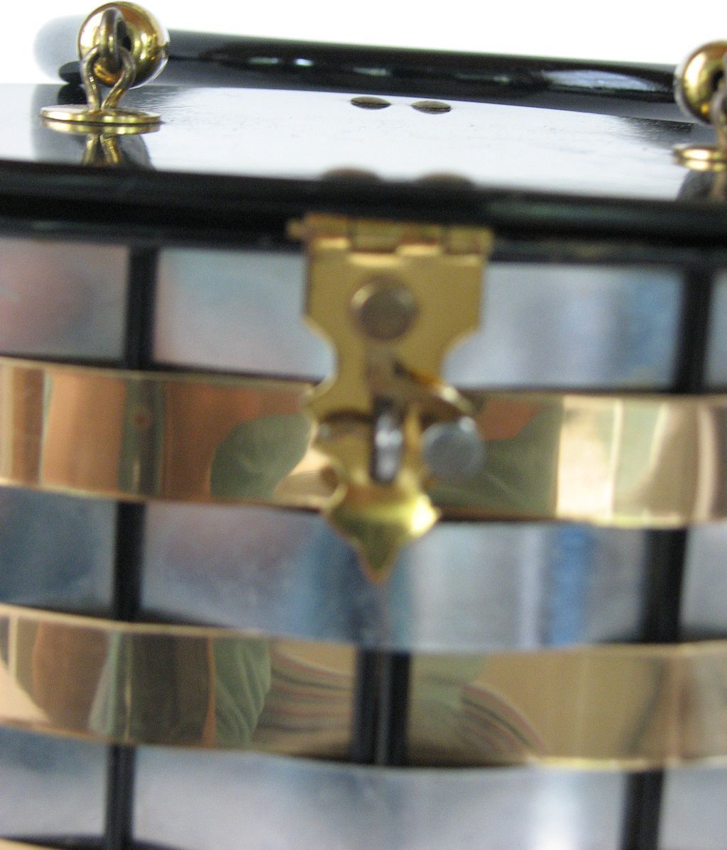 Dorset Rex Purse Fifth Avenue Metal Bucket Oval Dorset Rex Purse Fifth Avenue Metal Bucket Oval