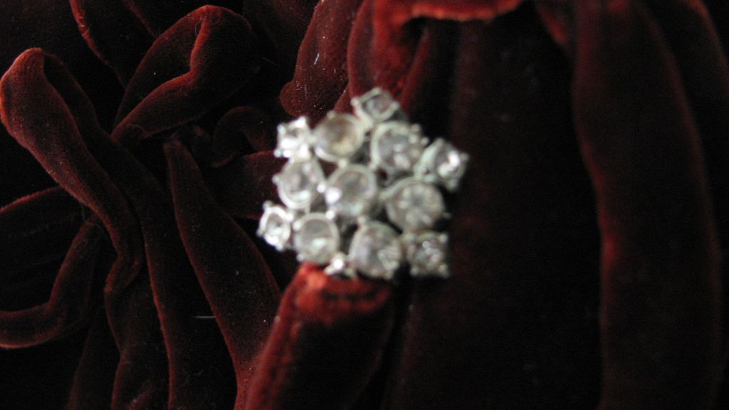 Hat Velvet Mathilde 1940s Rhinestones Snowflake Whimsy Hat Velvet Mathilde 1940s Rhinestones Snowflake Whimsy