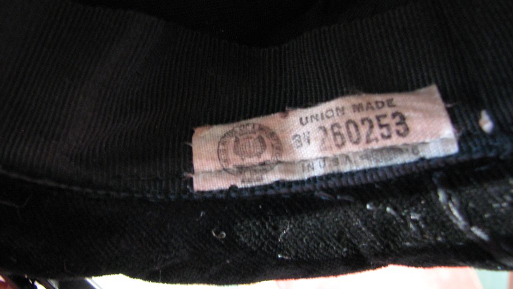 Hat Flocked Black White Cut Velvet 1960s Hat Flocked Black White Cut Velvet 1960s