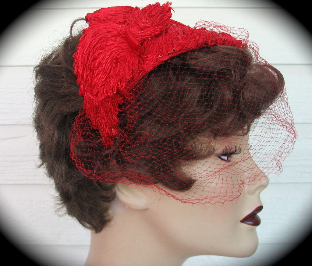 Hat Red 1960s Sisal Clock Springs Hat Red 1960s Sisal Clock Springs