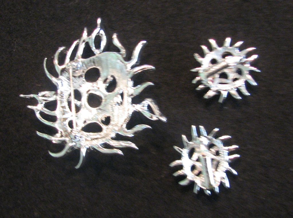 Sarah Coventry Sea Urchin 1970 Set Sarah Coventry Sea Urchin 1970 Set