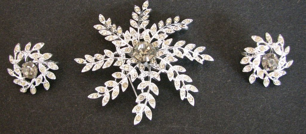 Sarah Coventry Evening Snowflake Set Sarah Coventry Evening Snowflake Set