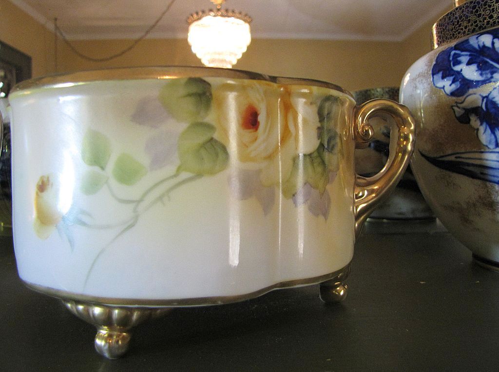 1918 Hand Painted Noritake Gilt Floral Bowl 1918 Hand Painted Noritake Gilt Floral Bowl