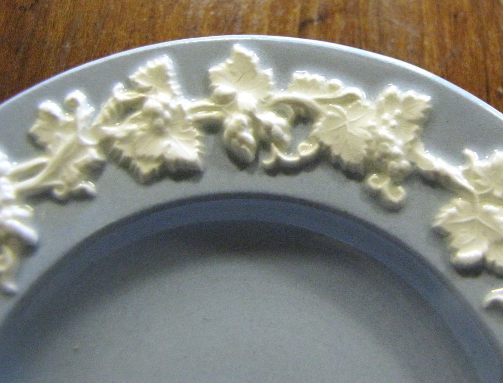 Wedgwood Embossed Queens Ware ~Blue on White ~ Ashtray Wedgwood Embossed Queens Ware ~Blue on White ~ Ashtray