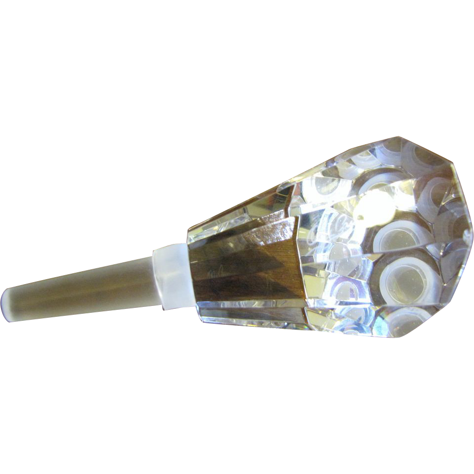 Signed Oleg Cassini Designer Faceted Crystal Bottle Stopper, small flake Signed Oleg Cassini Designer Faceted Crystal Bottle Stopper, small flake