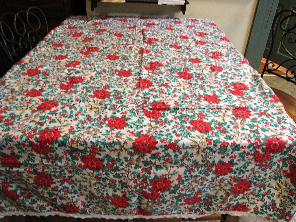 Pretty Vintage Cotton Christmas Poinsettia Tablecloth with Lace Edging Pretty Vintage Cotton Christmas Poinsettia Tablecloth with Lace Edging