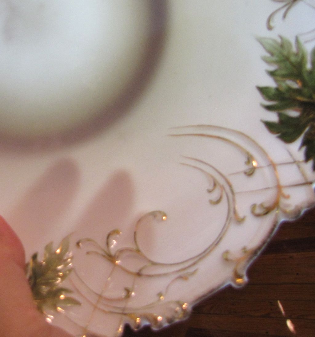 Beautiful Finest Porcelain Hand Painted Variegated Edge Victorian Bowl Beautiful Finest Porcelain Hand Painted Variegated Edge Victorian Bowl
