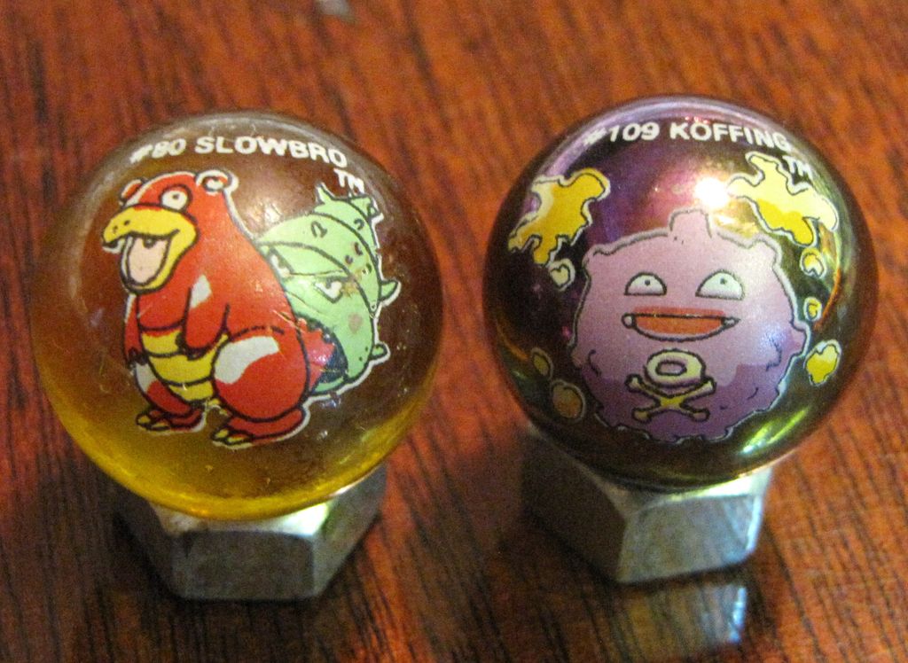 Pokemon Marble Bag with 11 Pokemon Marbles from faywrayantiques on Ruby