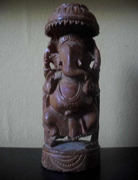 Mid 1900's Vintage Sandalwood Hand Carved Hindu Statue of Lord Ganesha Mid 1900's Vintage Sandalwood Hand Carved Hindu Statue of Lord Ganesha