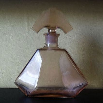 LARGE Czechoslovakian 1930's Art Deco Pink Glass Decanter by Stolzle. LARGE Czechoslovakian 1930's Art Deco Pink Glass Decanter by Stolzle.