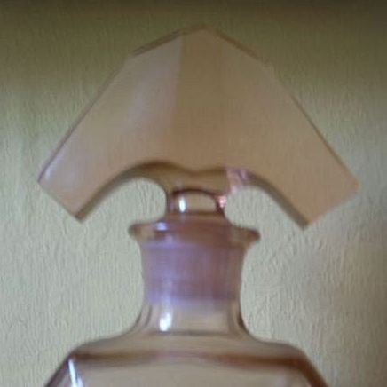 LARGE Czechoslovakian 1930's Art Deco Pink Glass Decanter by Stolzle. LARGE Czechoslovakian 1930's Art Deco Pink Glass Decanter by Stolzle.