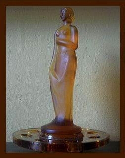 A Beautiful & Stylish Art Deco Amber Glass Center Piece by S Muller & Co. A Beautiful & Stylish Art Deco Amber Glass Center Piece by S Muller & Co.