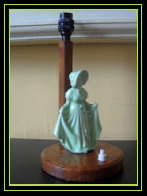 Enchanting Art Deco English Oak & Ceramic Figurative Table Lamp Base Enchanting Art Deco English Oak & Ceramic Figurative Table Lamp Base