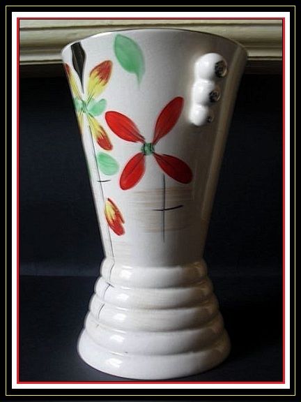 Arthur Wood, England. Art Deco Pottery Vase "VERONA" pattern. MINT CONDITION. Arthur Wood, England. Art Deco Pottery Vase "VERONA" pattern. MINT CONDITION.