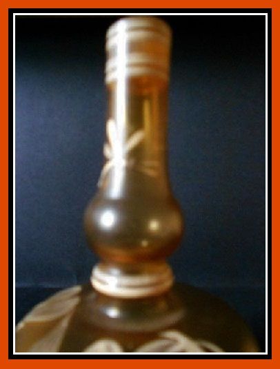 Exquisite Vintage Cameo Glass Vase circa 1880 - 1910 Exquisite Vintage Cameo Glass Vase circa 1880 - 1910