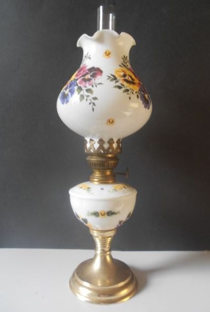 Enchanting English Vintage Milk Glass Oil / Kerosene Lamp. Circa 1968. MINT CONDITION Enchanting English Vintage Milk Glass Oil / Kerosene Lamp. Circa 1968. MINT CONDITION