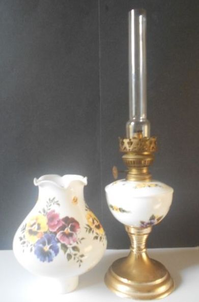 Enchanting English Vintage Milk Glass Oil / Kerosene Lamp. Circa 1968. MINT CONDITION Enchanting English Vintage Milk Glass Oil / Kerosene Lamp. Circa 1968. MINT CONDITION