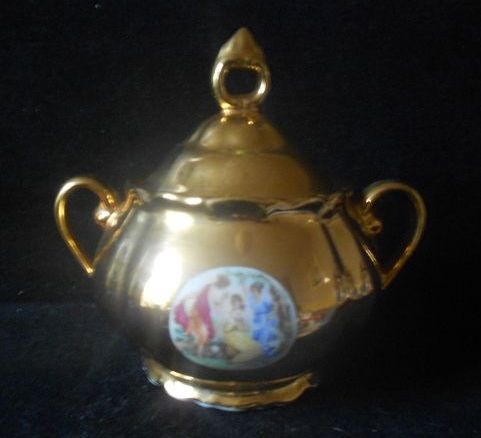 Phenomenal Porcelain FIFTEEN PIECE Tea Set Service by Haas & Czjzek circa 1945. MINT CONDITION Phenomenal Porcelain FIFTEEN PIECE Tea Set Service by Haas & Czjzek circa 1945. MINT CONDITION