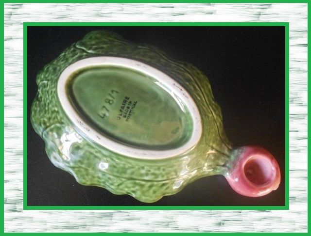 HALF PRICE. Marvellous Majolica Pottery Large Radish Turnip Pattern Dish by Pinheiro, Olfaire, Portugal. HALF PRICE. Marvellous Majolica Pottery Large Radish Turnip Pattern Dish by Pinheiro, Olfaire, Portugal.