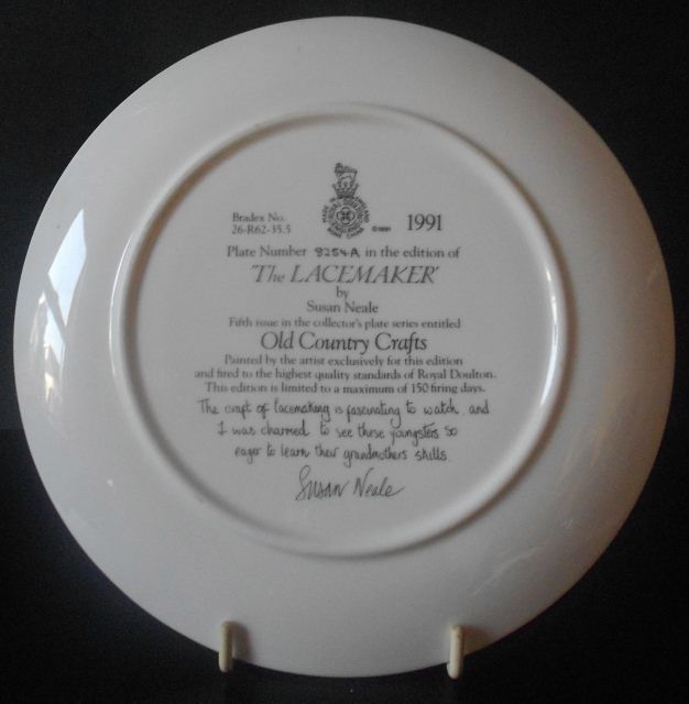 Royal Doulton Limited Edition Porcelain Ceramic Plate by Susan Neale Royal Doulton Limited Edition Porcelain Ceramic Plate by Susan Neale