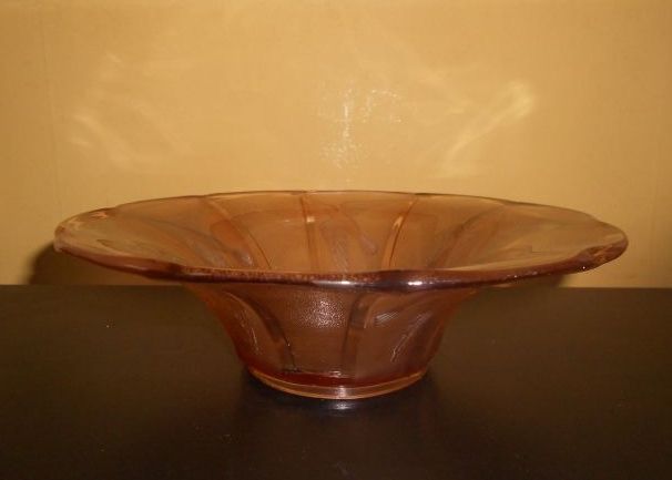 Czechoslovakian 1930's Art Deco Kingfisher Panel, Large Pink Glass Bowl Czechoslovakian 1930's Art Deco Kingfisher Panel, Large Pink Glass Bowl
