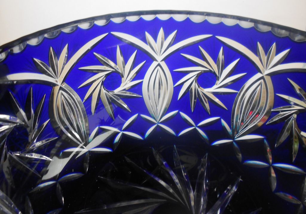 Phenomenal 10 inch Preciosa, Flashed Cobalt Blue 30% Lead Cut Crystal Glass Bowl Phenomenal 10 inch Preciosa, Flashed Cobalt Blue 30% Lead Cut Crystal Glass Bowl