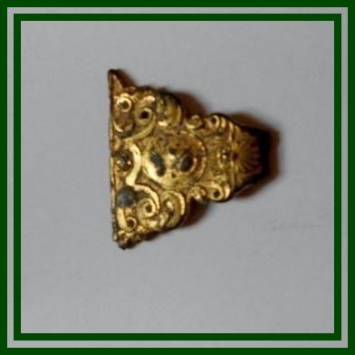 Six Different Ancient English Artefacts of Various Metal Findings – c. 736 – c. 1399 Six Different Ancient English Artefacts of Various Metal Findings – c. 736 – c. 1399