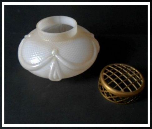 OFFERS INVITED> Beautiful Bohemian Kralik Mother of Pearl Art Nouveau Opal Iridescent Glass Vase & Metal Mount OFFERS INVITED> Beautiful Bohemian Kralik Mother of Pearl Art Nouveau Opal Iridescent Glass Vase & Metal Mount