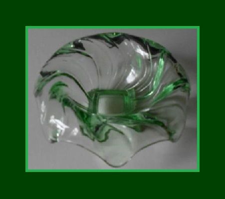 Bagley 1930's English Art Deco Green Equinox Pattern Posy Bowl Dish Bagley 1930's English Art Deco Green Equinox Pattern Posy Bowl Dish