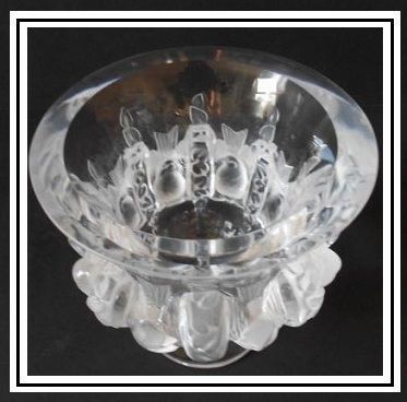 Marc Lalique Designed French Lead Crystal Glass 'Dampierre' Vase. Mint. Marc Lalique Designed French Lead Crystal Glass 'Dampierre' Vase. Mint.
