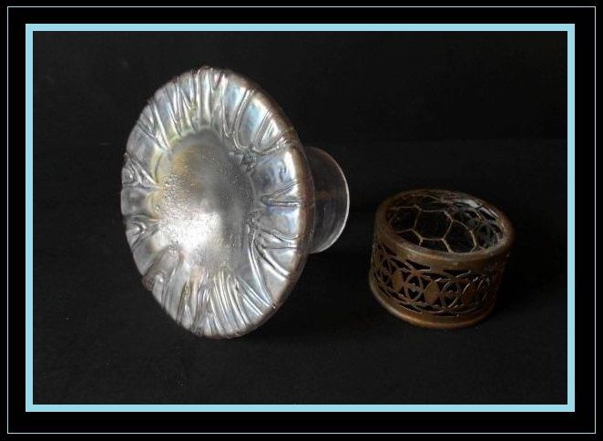 Clear Threaded Pattern Art Nouveau Iridescent Glass Vase by Kralik, Austria. Clear Threaded Pattern Art Nouveau Iridescent Glass Vase by Kralik, Austria.