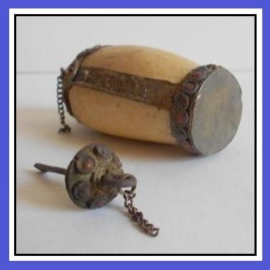 Early 20th Century Oriental Tibetan Silver & Yak Bone Snuff Bottle Early 20th Century Oriental Tibetan Silver & Yak Bone Snuff Bottle