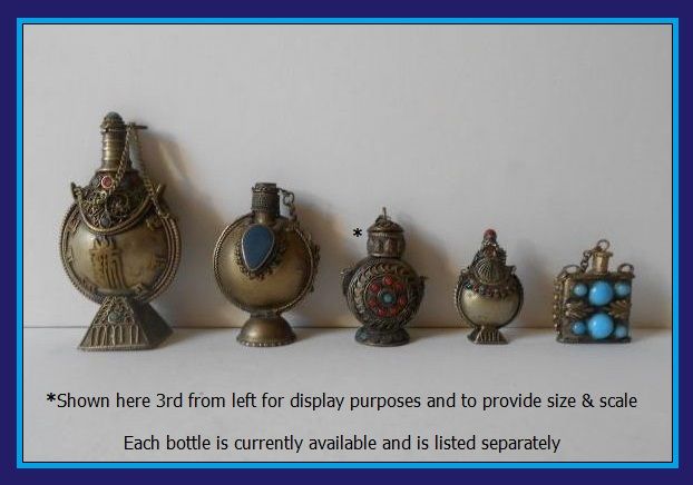 Early 20th Century Oriental Tibetan Silver & Ebonized Wood Temple Pedestal Snuff Bottle Early 20th Century Oriental Tibetan Silver & Ebonized Wood Temple Pedestal Snuff Bottle