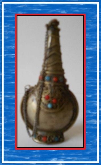 Early 20th Century Oriental Nepalese Silver Temple Pedestal Pagoda Snuff Bottle Early 20th Century Oriental Nepalese Silver Temple Pedestal Pagoda Snuff Bottle