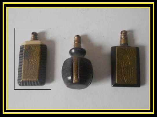 Carved Nepalese Stone & Yellow Metal Snuff / Aromatic Oil Bottle - Mid 20th century Vintage Original. Carved Nepalese Stone & Yellow Metal Snuff / Aromatic Oil Bottle - Mid 20th century Vintage Original.