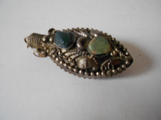 Early 20th Century Oriental Silver Snuff Bottle, with malachite, jade & quartz. Early 20th Century Oriental Silver Snuff Bottle, with malachite, jade & quartz.