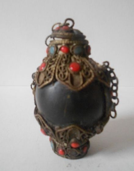 Desirable & Scarce Asian Hardwood & Nepalese Vintage Silver Snuff Bottle Desirable & Scarce Asian Hardwood & Nepalese Vintage Silver Snuff Bottle
