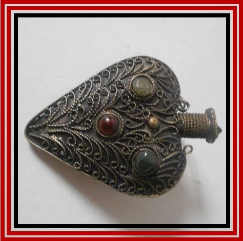 Incredible Antique Tibetan / Bhutanese Silver Cherishment Snuff Bottle. Early 20th century. Incredible Antique Tibetan / Bhutanese Silver Cherishment Snuff Bottle. Early 20th century.