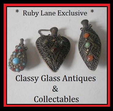 Outstanding Antique Tibetan / Bhutanese Silver Snuff Bottle, with Semi Precious Stones. Early 20th century. Outstanding Antique Tibetan / Bhutanese Silver Snuff Bottle, with Semi Precious Stones. Early 20th century.