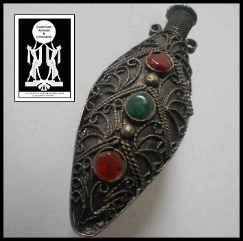 Outstanding Antique Tibetan / Bhutanese Silver Snuff Bottle, with Semi Precious Stones. Early 20th century. Outstanding Antique Tibetan / Bhutanese Silver Snuff Bottle, with Semi Precious Stones. Early 20th century.