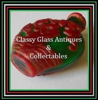 Emerald Green & Crimson Liu Li Peking Glass Snuff Bottle - Signed Imperial Reign of Emperor Guāngxù, Emerald Green & Crimson Liu Li Peking Glass Snuff Bottle - Signed Imperial Reign of Emperor Guāngxù,