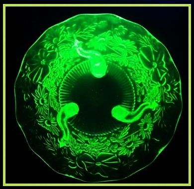 Diving Dolphins English 1930s Art Deco Vaseline Uranium Depression Glass Bowl by Sowerby - Scarce & Maker Marked. Diving Dolphins English 1930s Art Deco Vaseline Uranium Depression Glass Bowl by Sowerby - Scarce & Maker Marked.