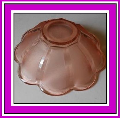 Superb1930s Art Deco 3 part Pink Glass Lady & Bowl Center Piece Display by Muller Superb1930s Art Deco 3 part Pink Glass Lady & Bowl Center Piece Display by Muller